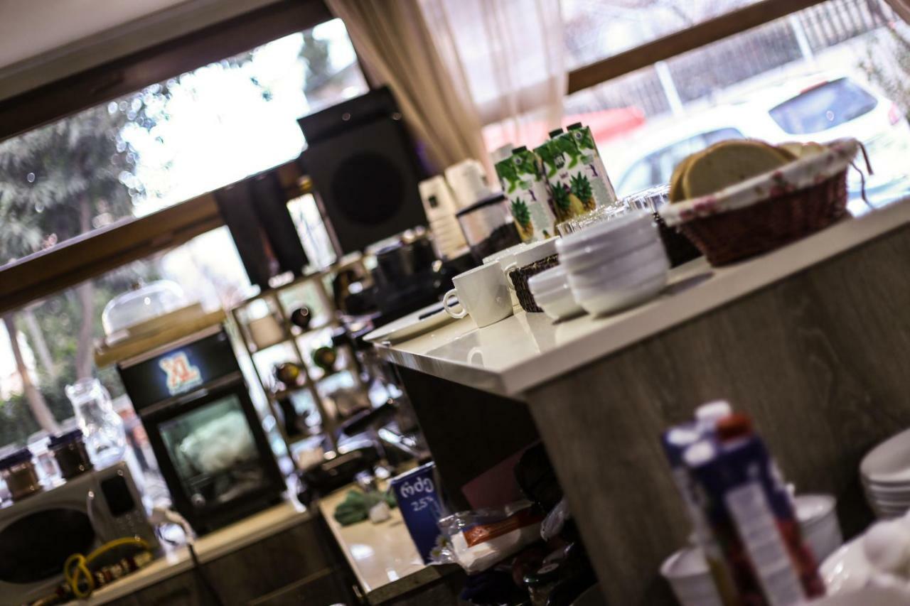 7 Star Bed and Breakfast Tbilisi Buitenkant foto