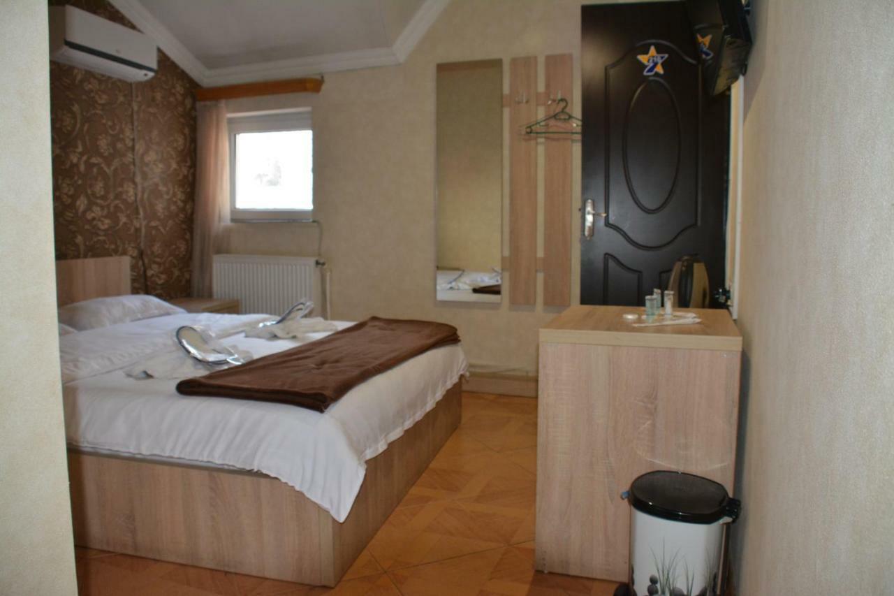 7 Star Bed and Breakfast Tbilisi Buitenkant foto