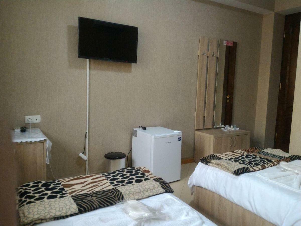 7 Star Bed and Breakfast Tbilisi Buitenkant foto