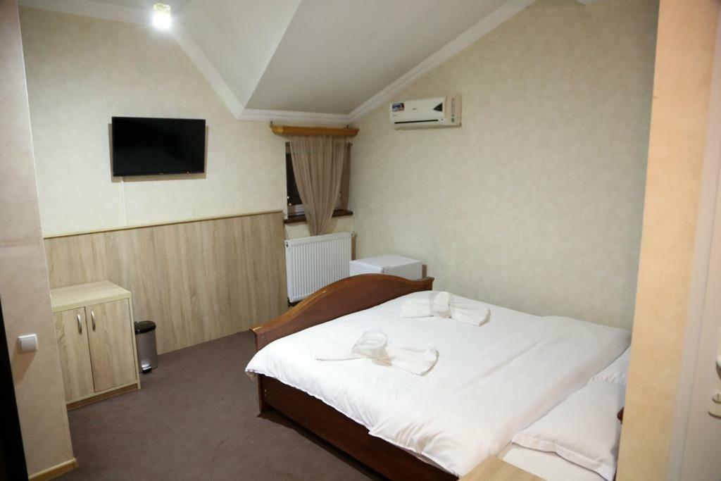 7 Star Bed and Breakfast Tbilisi Buitenkant foto